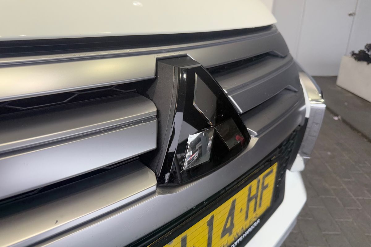 2023 Mitsubishi Pajero Sport GLS QF