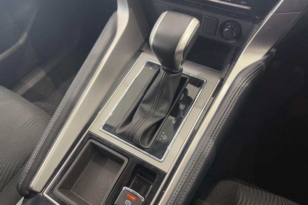 2023 Mitsubishi Pajero Sport GLS QF