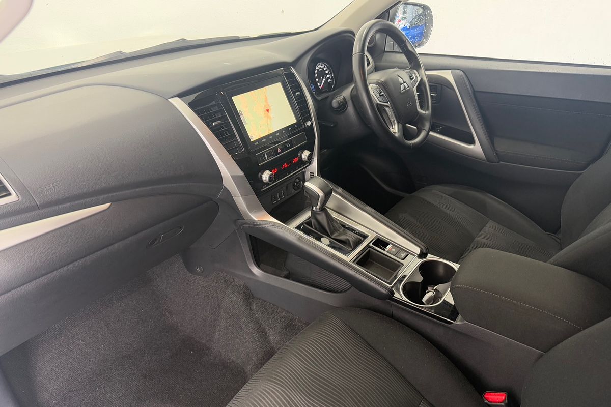 2023 Mitsubishi Pajero Sport GLS QF
