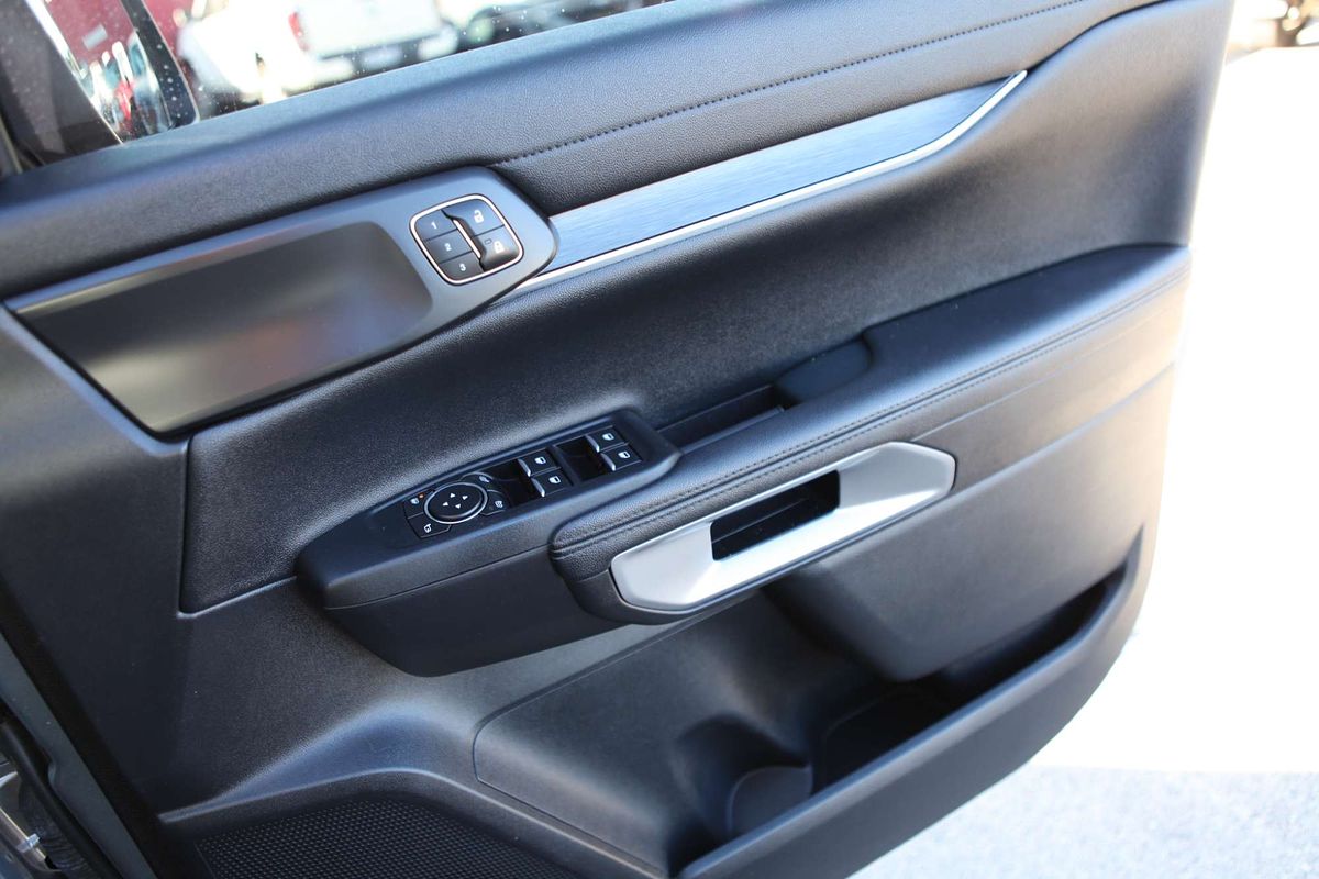 2023 Ford Everest Sport
