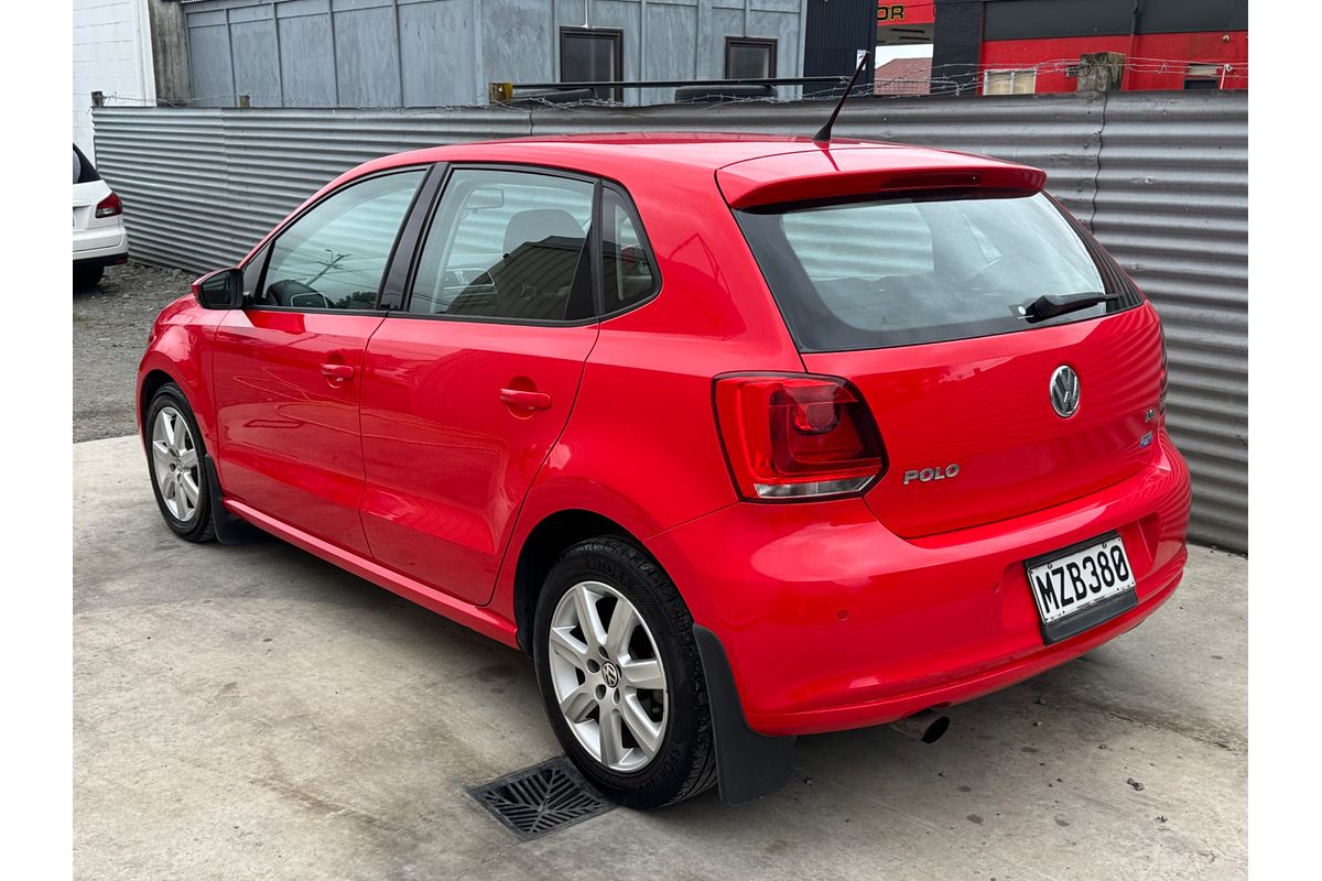 2011 Volkswagen POLO TSI