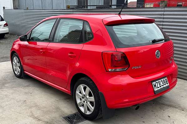 2011 Volkswagen POLO TSI