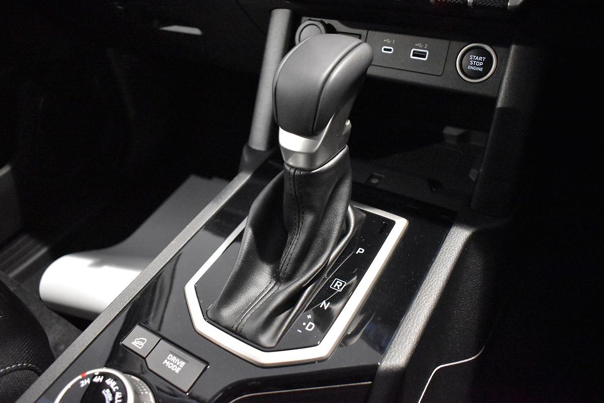 2024 Mitsubishi Triton GLS MV 4X4