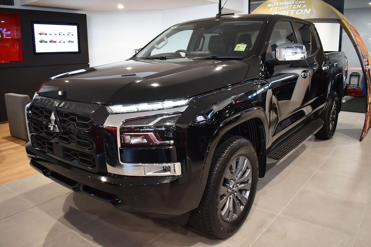 2024 Mitsubishi Triton GLS MV 4X4