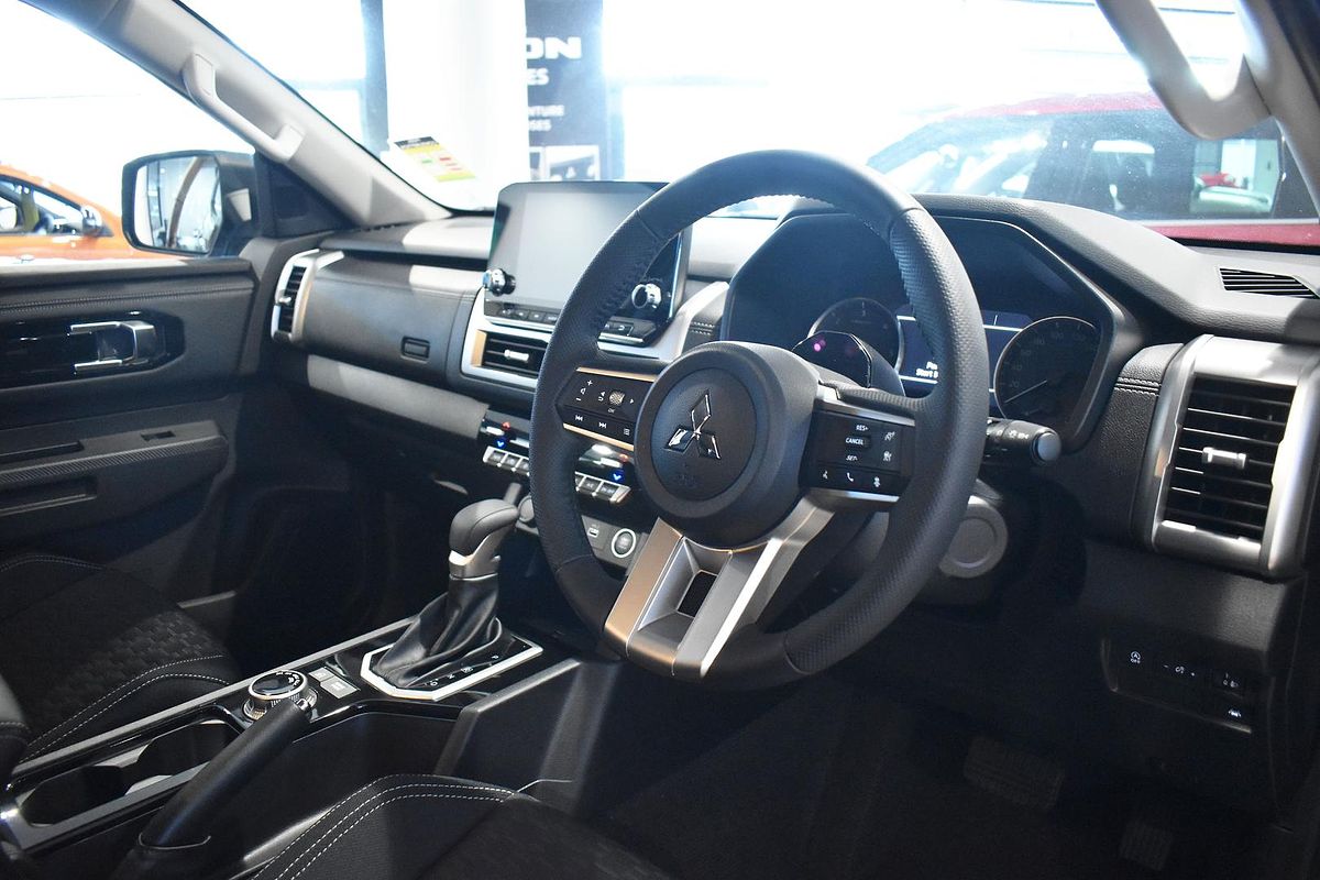 2024 Mitsubishi Triton GLS MV 4X4