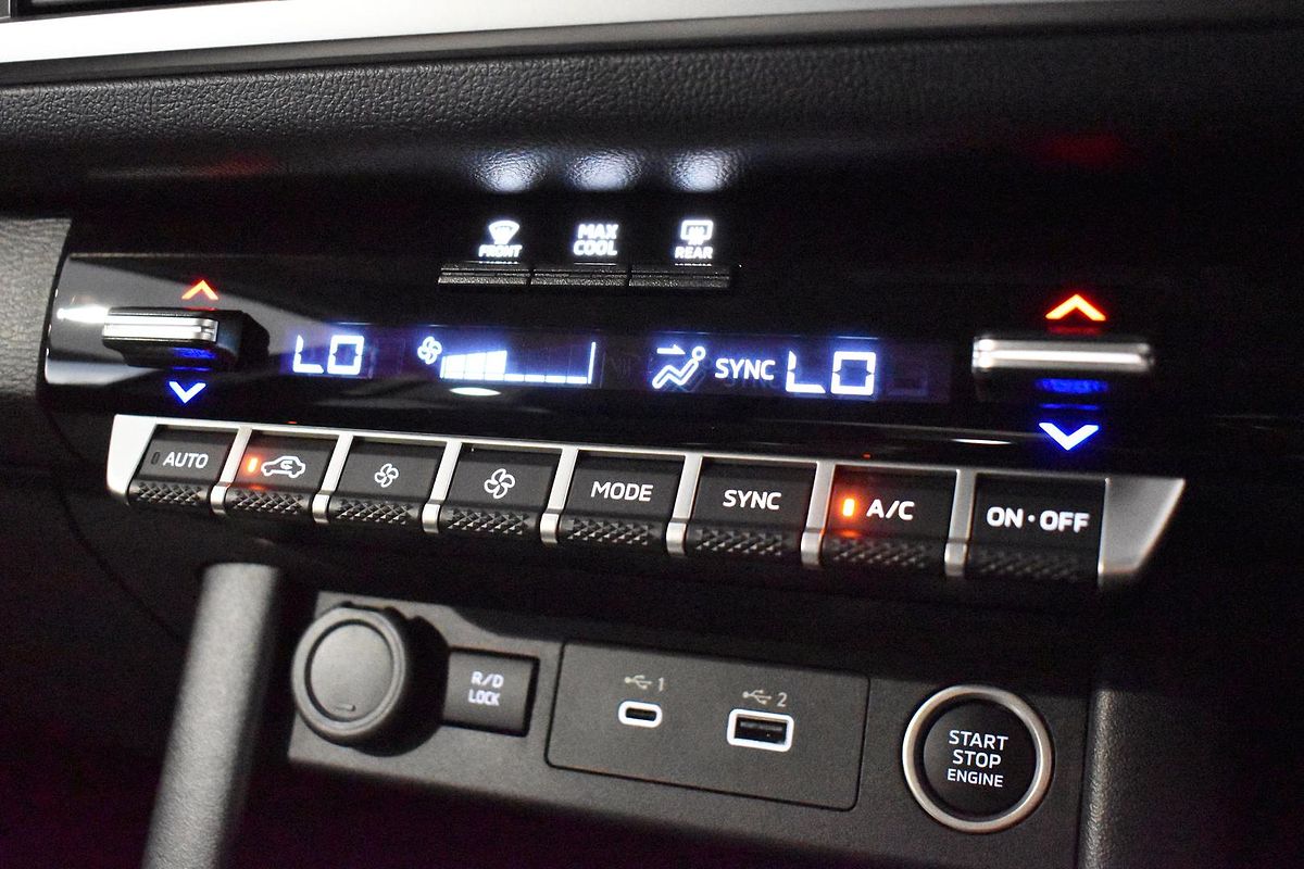 2024 Mitsubishi Triton GLS MV 4X4