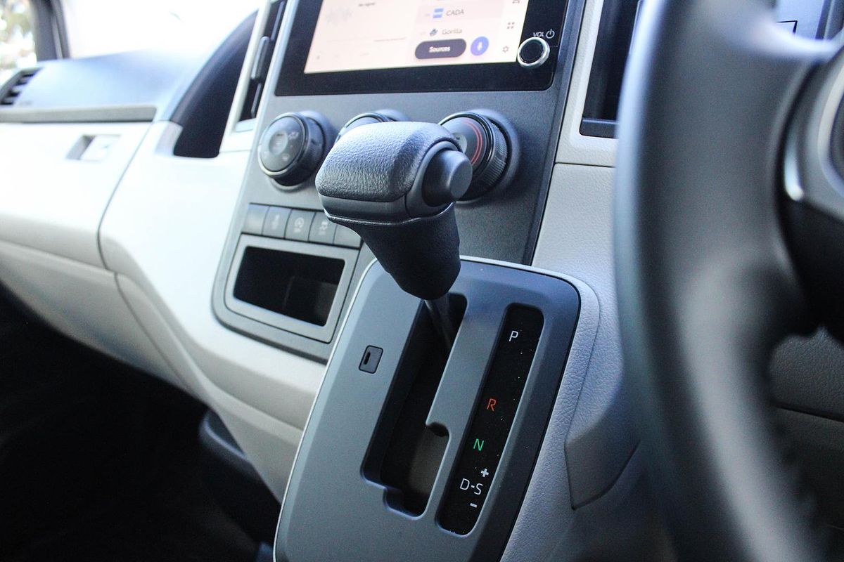 2024 Toyota Hiace GDH300R LWB