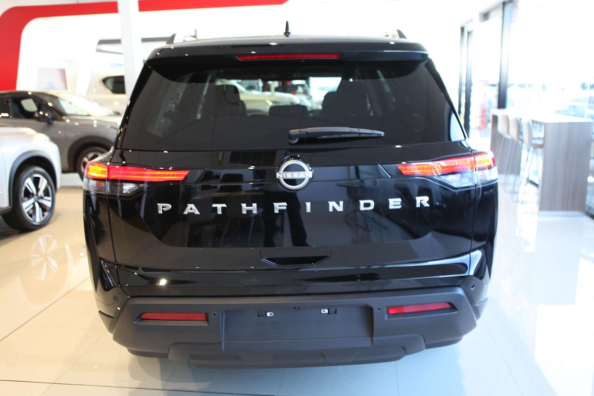 2024 Nissan Pathfinder ST-L R53