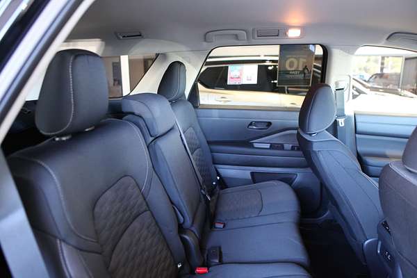 2024 Nissan Pathfinder ST-L R53