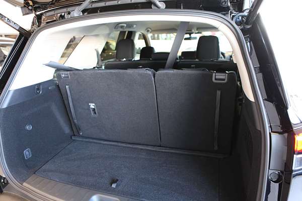 2024 Nissan Pathfinder ST-L R53
