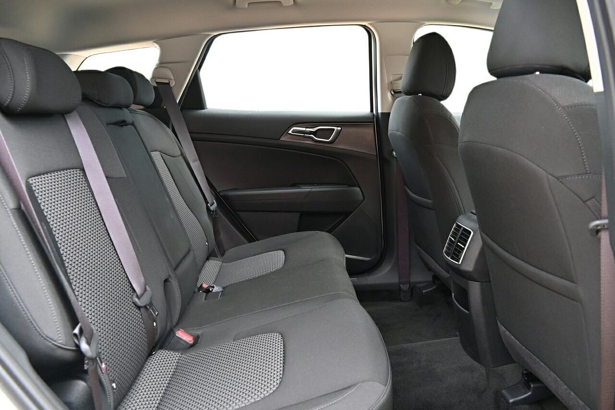 2025 Kia Sportage S NQ5