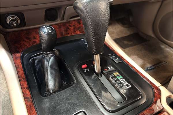 1998 Toyota Landcruiser VX Limited 100