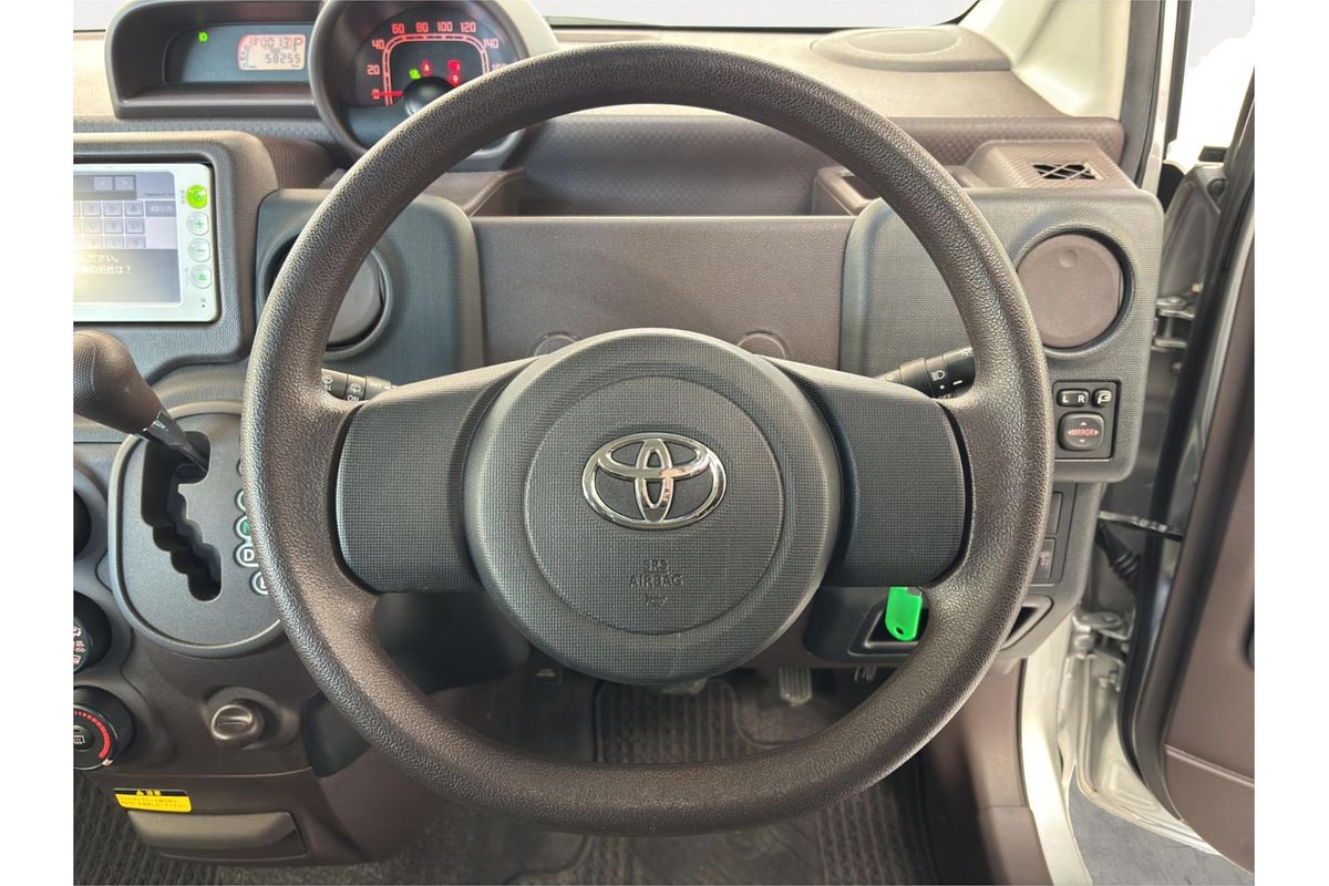 2012 Toyota Porte Welcab NSP140