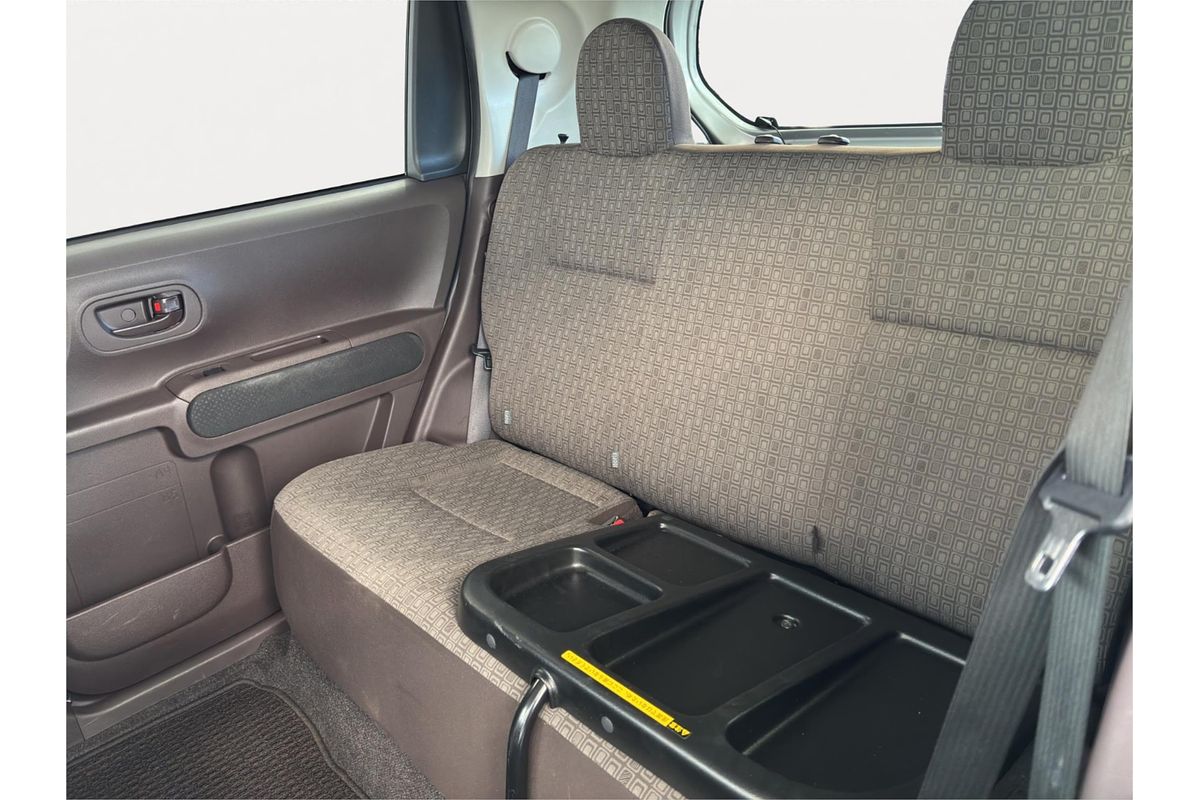 2012 Toyota Porte Welcab NSP140