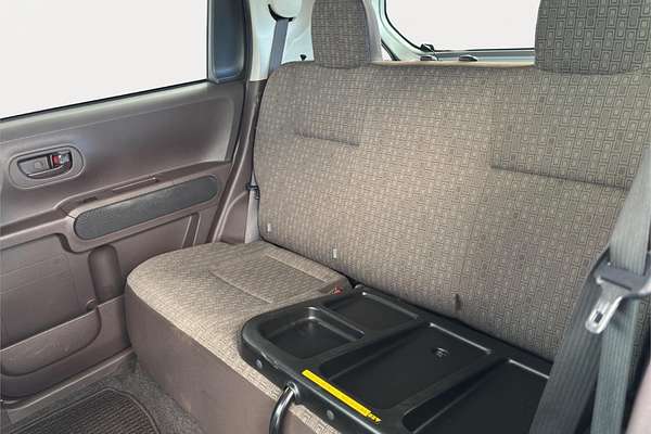 2012 Toyota Porte Welcab NSP140