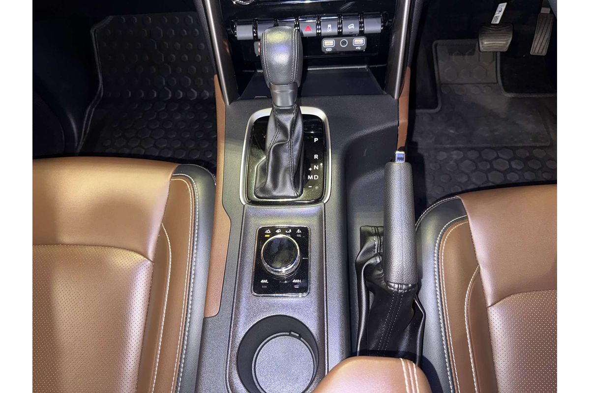 2023 Mahindra Scorpio Z8