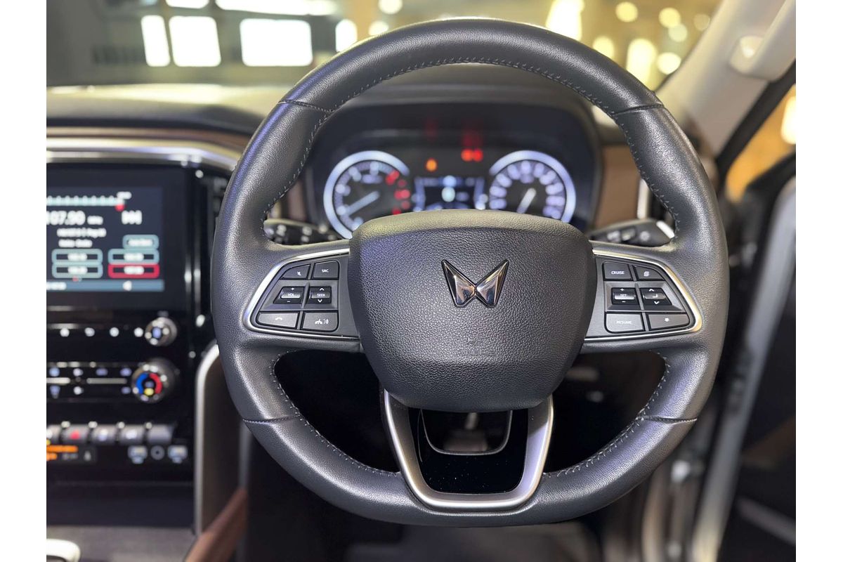 2023 Mahindra Scorpio Z8