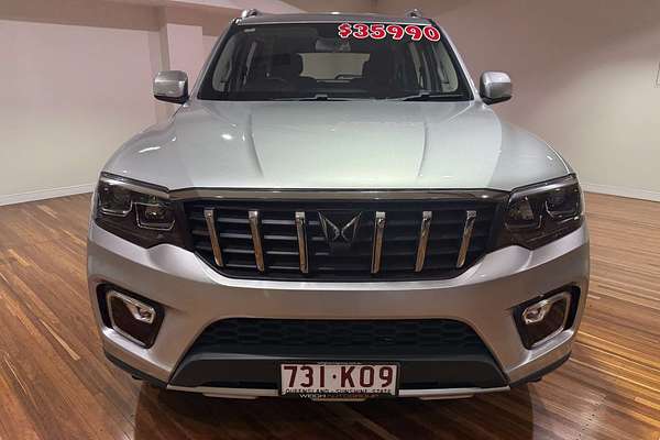 2023 Mahindra Scorpio Z8