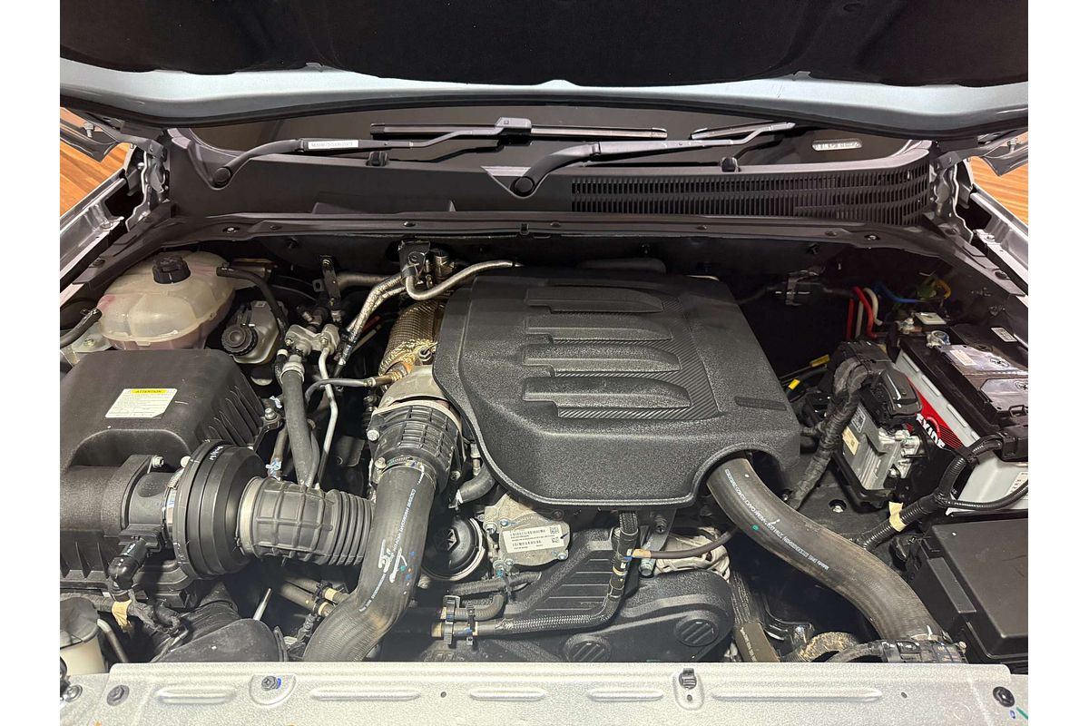 2023 Mahindra Scorpio Z8