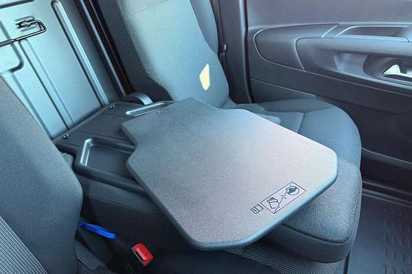 2024 Peugeot Partner Premium K9 SWB