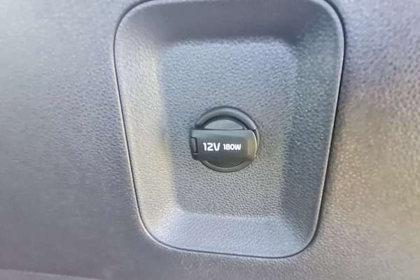 2023 Kia Carnival Si KA4