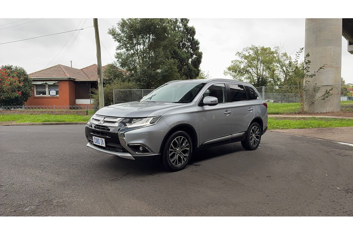 2016 Mitsubishi Outlander LS Safety Pack ZK
