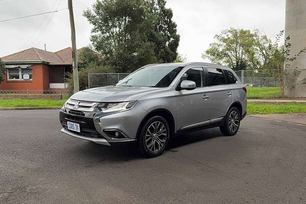 2016 Mitsubishi Outlander LS Safety Pack ZK
