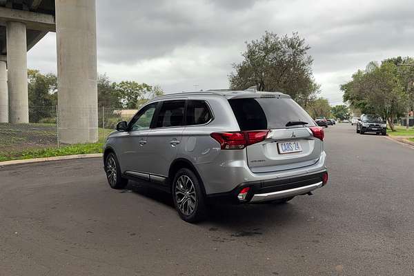 2016 Mitsubishi Outlander LS Safety Pack ZK