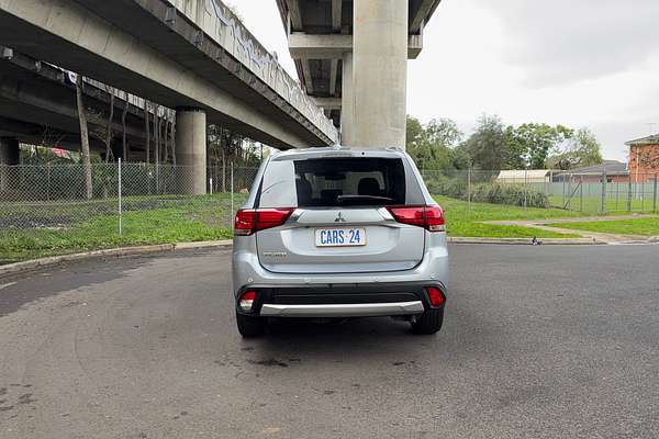 2016 Mitsubishi Outlander LS Safety Pack ZK
