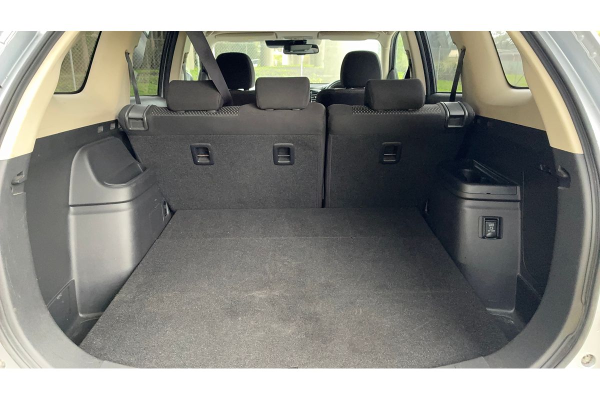 2016 Mitsubishi Outlander LS Safety Pack ZK