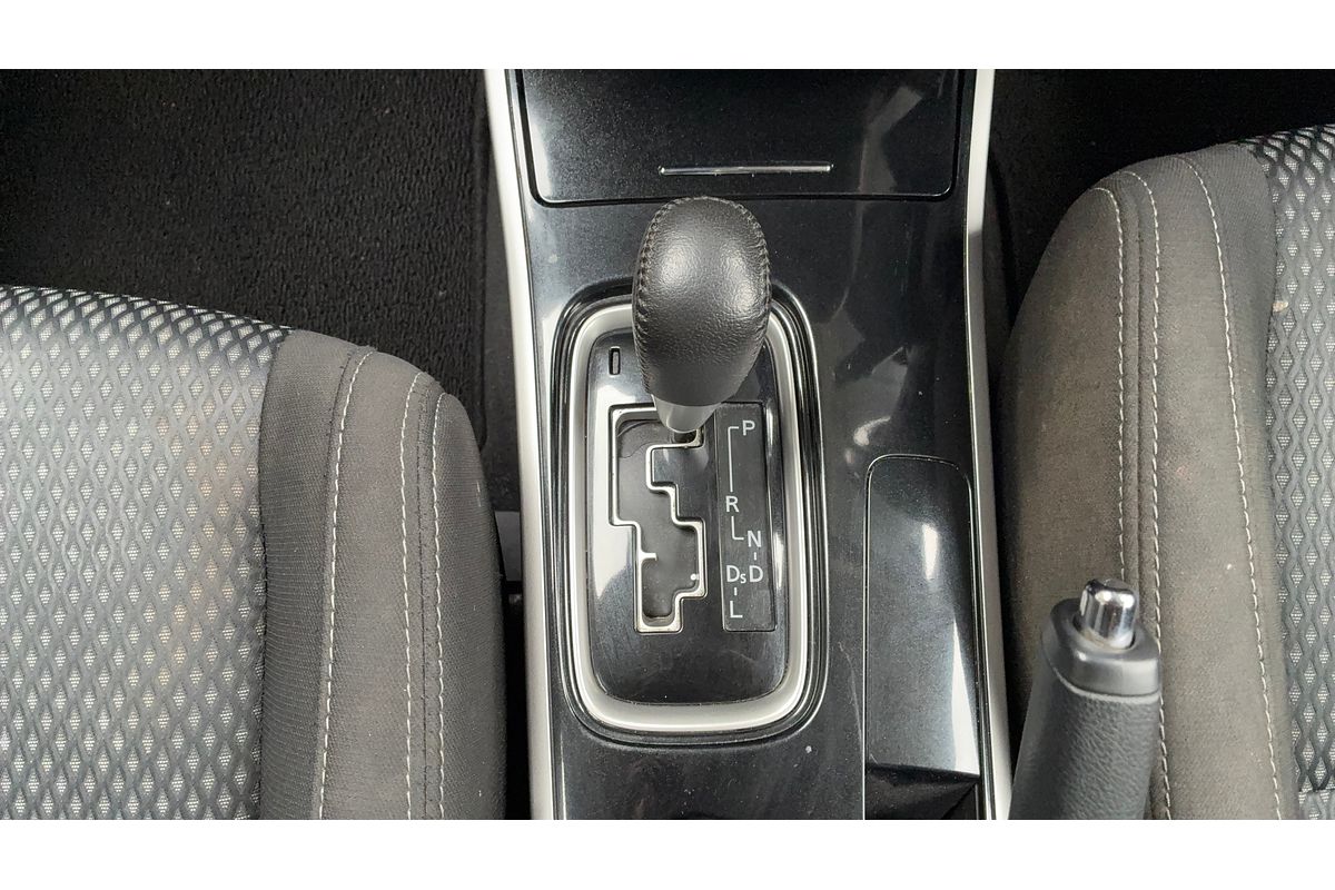 2016 Mitsubishi Outlander LS Safety Pack ZK