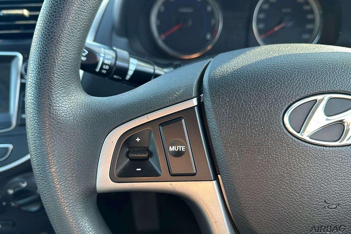 2016 Hyundai Accent Active RB4