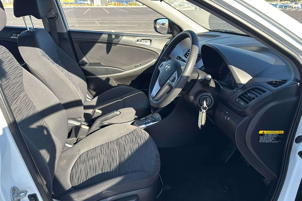 2016 Hyundai Accent Active RB4