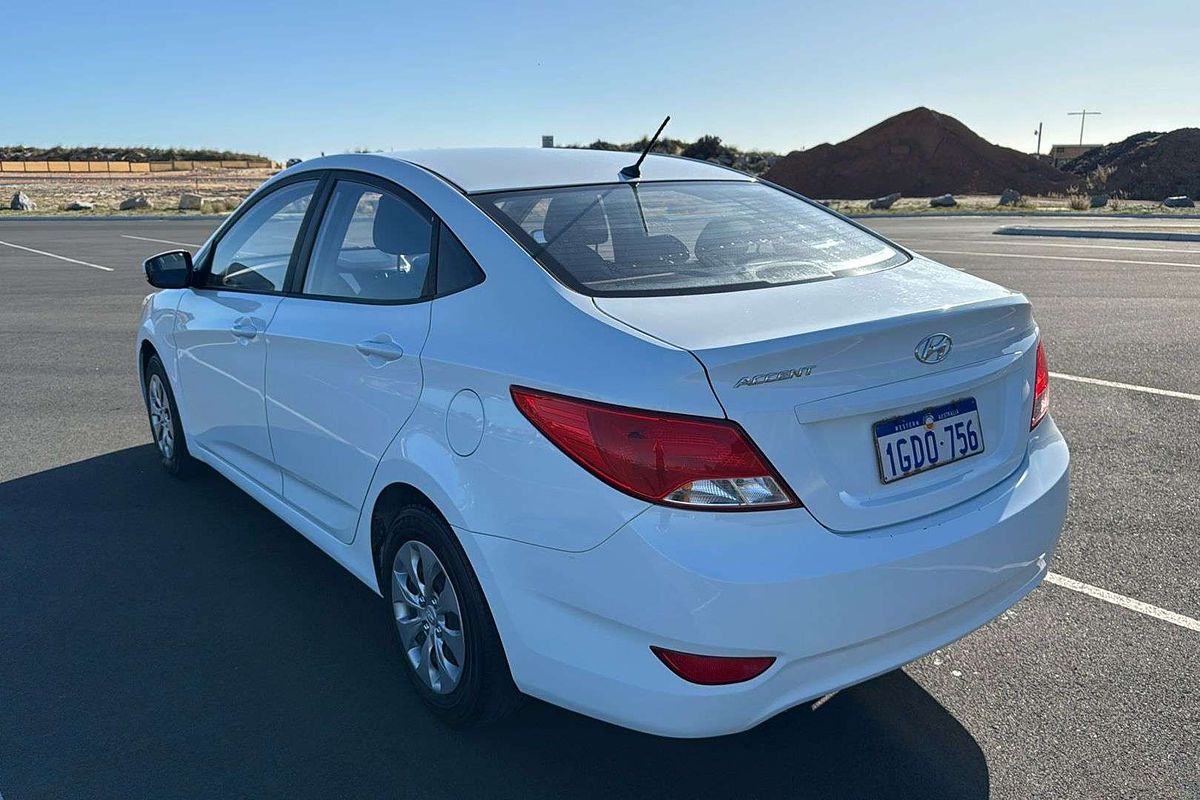 2016 Hyundai Accent Active RB4