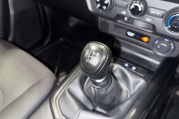 2022 Isuzu D-MAX SX 4X4