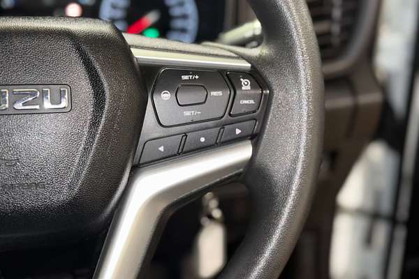 2022 Isuzu D-MAX SX 4X4
