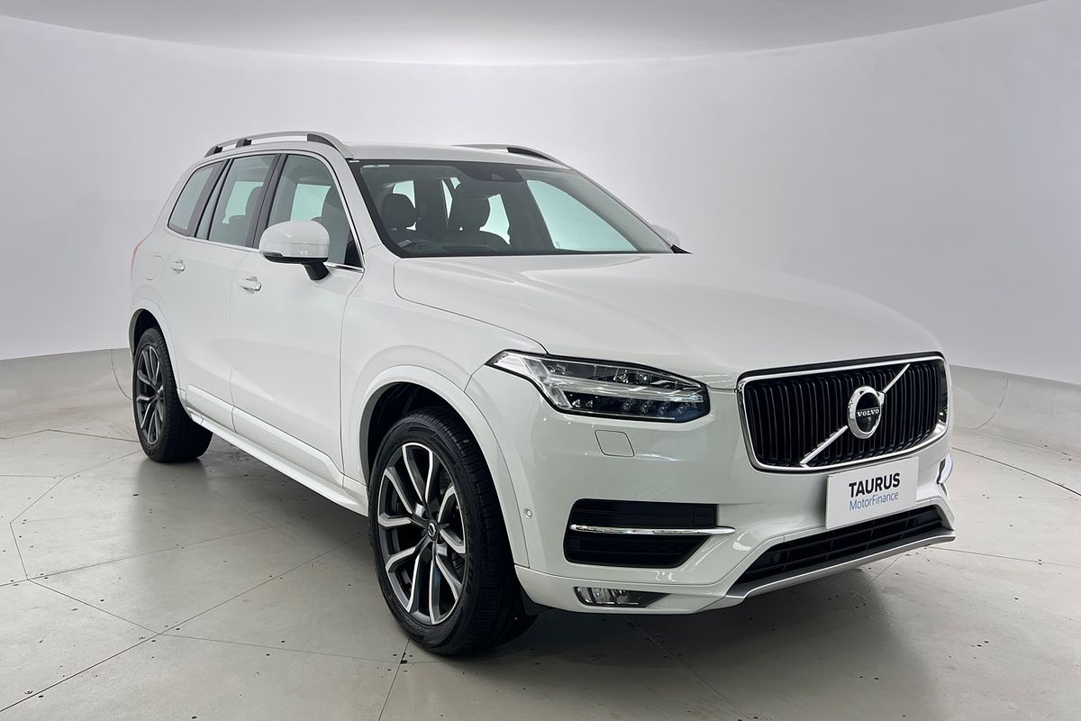 2019 Volvo XC90 T6 Momentum