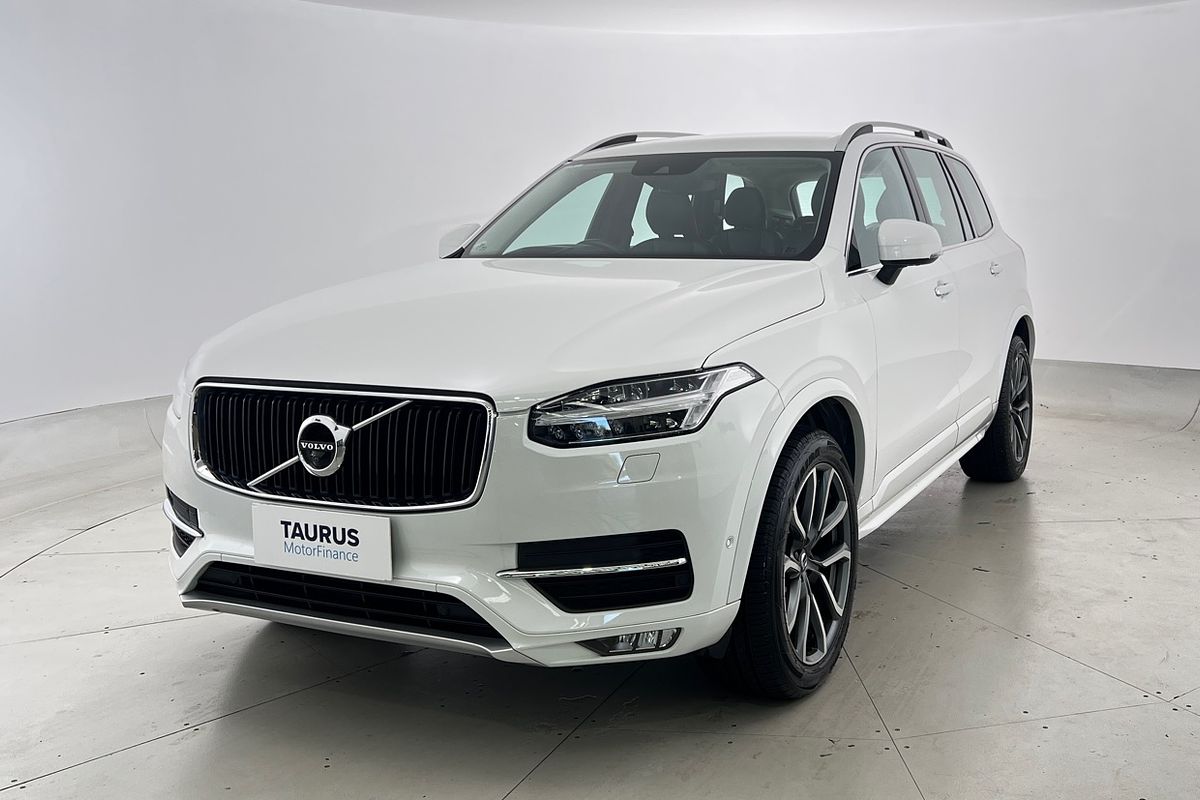 2019 Volvo XC90 T6 Momentum