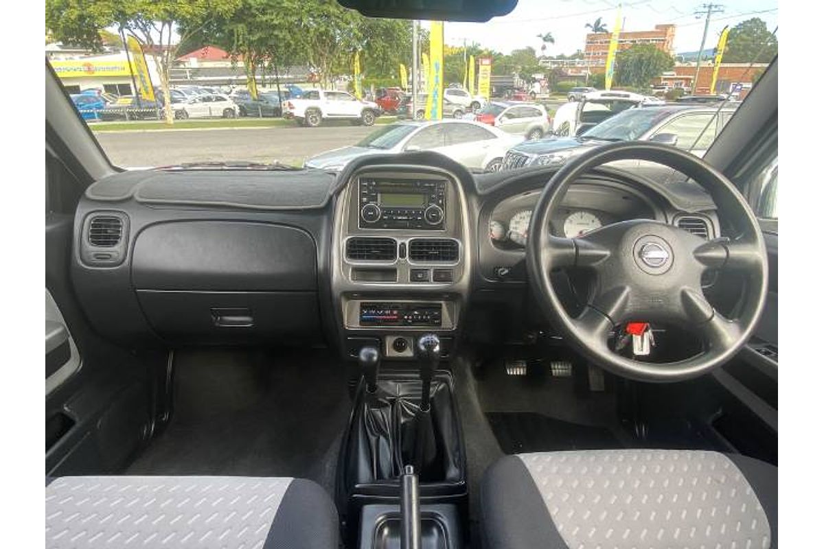 2013 Nissan Navara ST-R D22 4X4