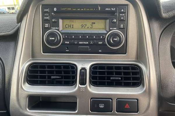 2013 Nissan Navara ST-R D22 4X4