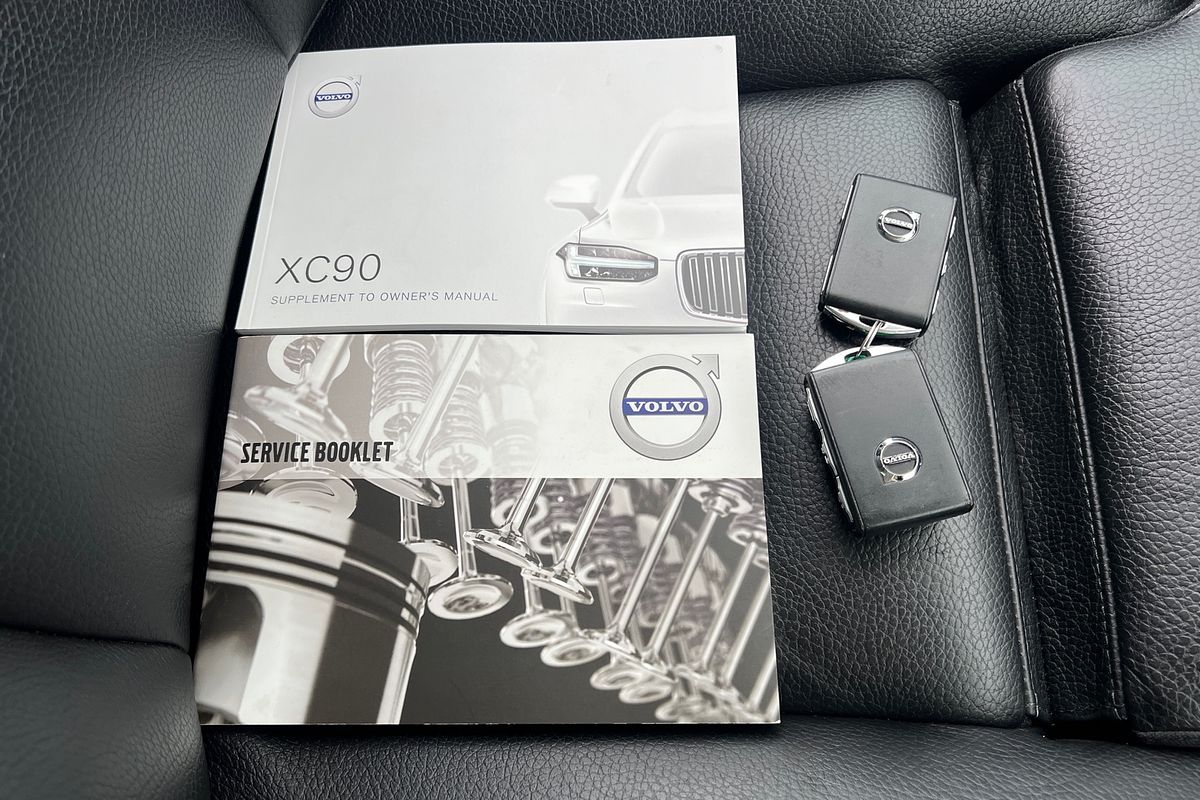 2019 Volvo XC90 T6 Momentum