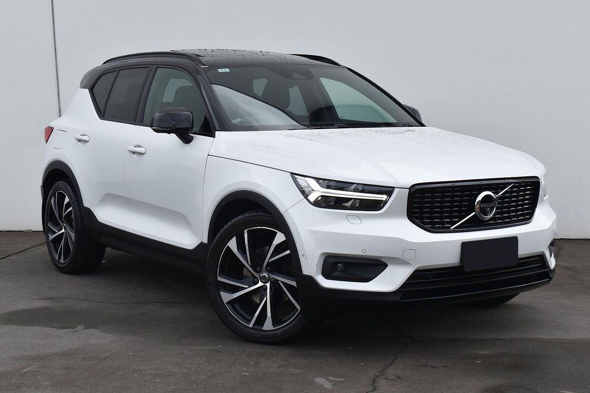 2019 Volvo XC40 T5 R-Design