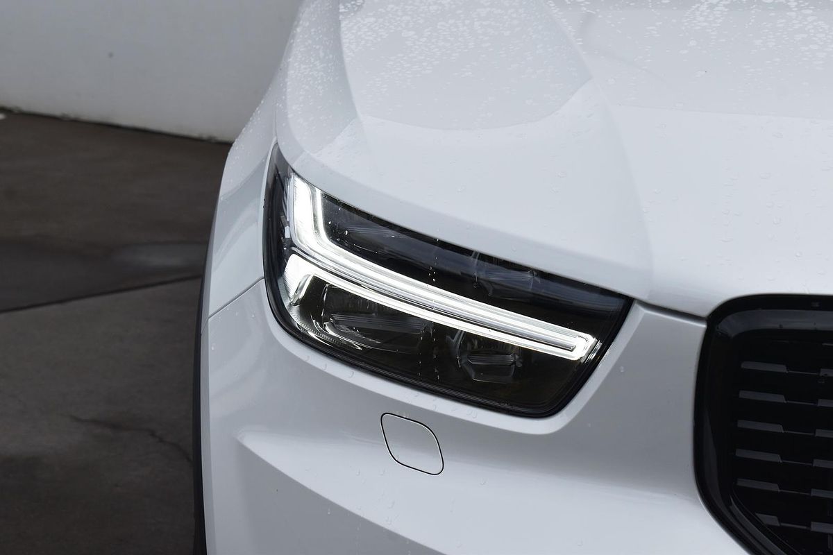 2019 Volvo XC40 T5 R-Design