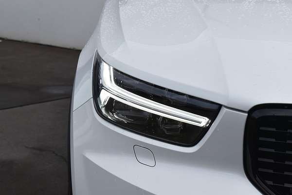 2019 Volvo XC40 T5 R-Design