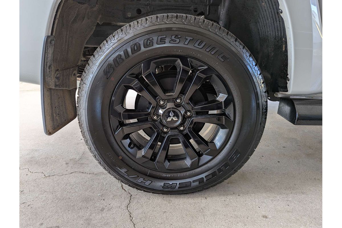 2023 Mitsubishi Triton GSR MR 4X4