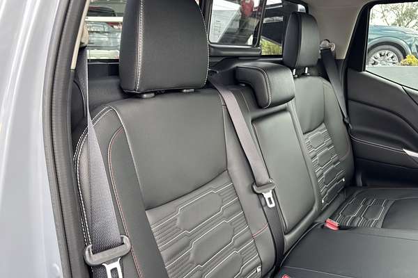 2025 Nissan Navara PRO-4X D23 4X4