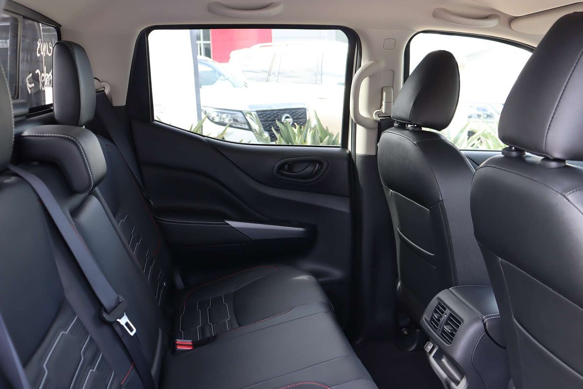 2024 Nissan Navara PRO-4X Warrior D23 4X4