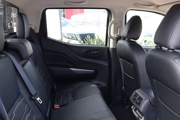 2024 Nissan Navara PRO-4X Warrior D23 4X4