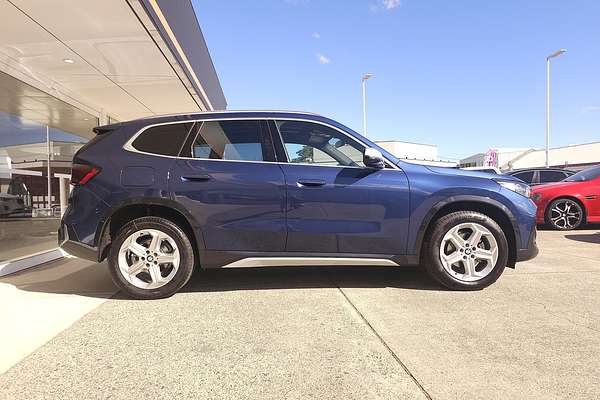2022 BMW X1 sDrive18i U11