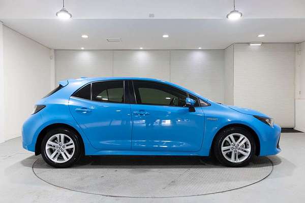 2022 Toyota Corolla Ascent Sport Hybrid ZWE211R